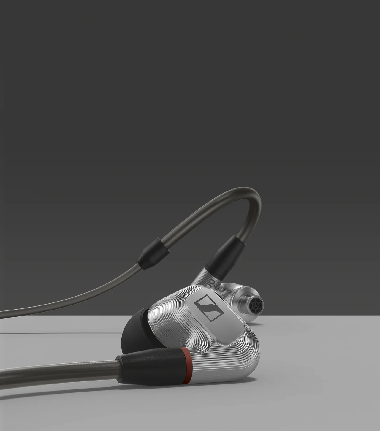 IE 900 - Image 3